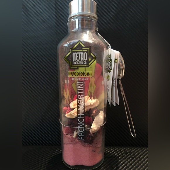 Metro Cocktail Co Other Metro Cocktail Co French Martini Vodka